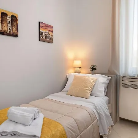 La Preziosa Duomo Apartment Naples