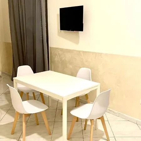 Flyresidence Garibaldi * Naples