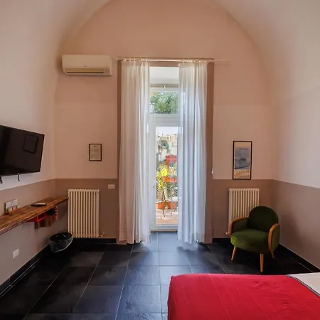 The Bellini House By House In 2* Νάπολη