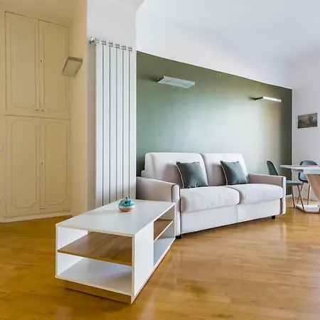 Chiaia Mon Elegant Flat By Napoliapartments Apartment Naples