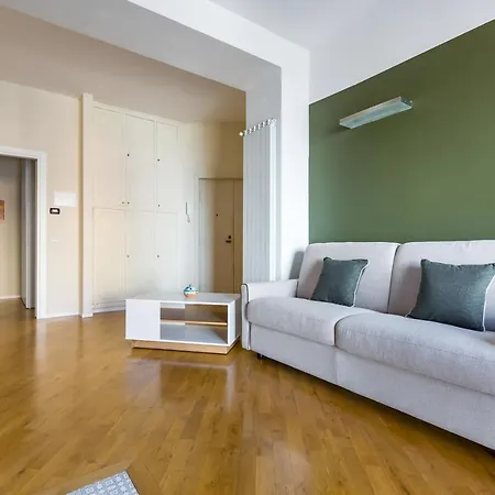 Chiaia Mon Elegant Flat By Napoliapartments *