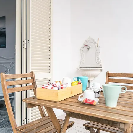 Universita Bed & Breakfast 2*