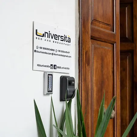 Universita 2* Napoli