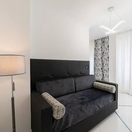 Real Chiaia Mergellina Hotel *