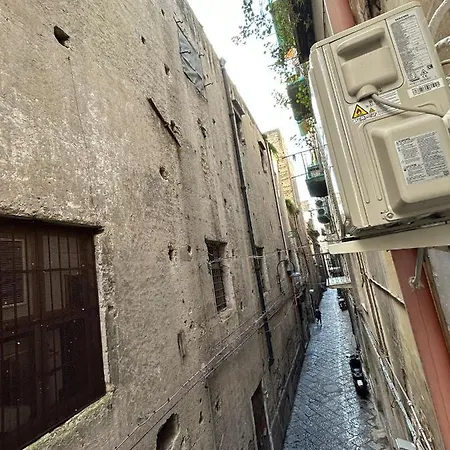 Casa Leonardo Naples