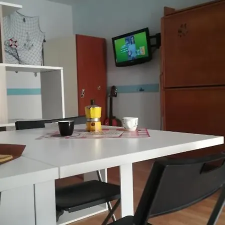 Salotto Mergellina Naples
