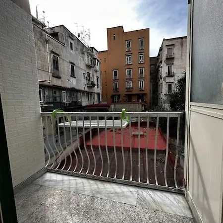 Casa Filatoio 6 *