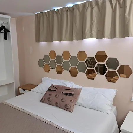 Amendola Guest house *