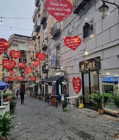 Sotterranea Con Vasca Idromassaggio Napoli