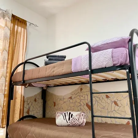 Holiday home Casa Vacanze Oronzio Costa