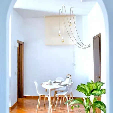 Posillipo Apartment *