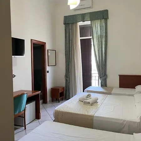 Eliseo Hotel 3*