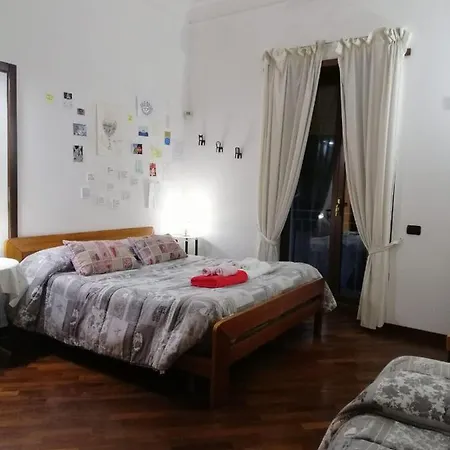 Apartment La Casa Di Tania A Naples