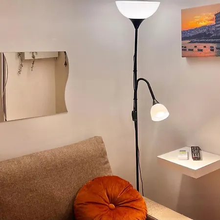 Maison Dinda Apartment Naples