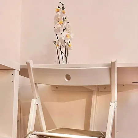 Maison Dinda Apartment