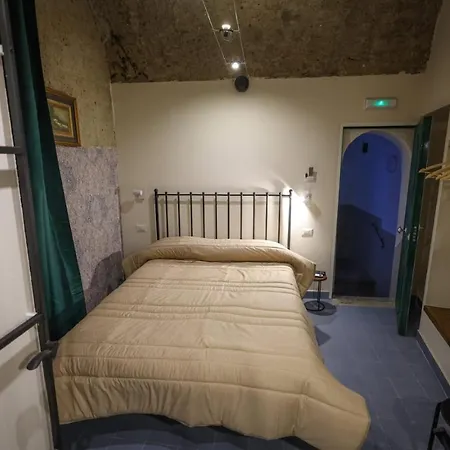 Ilary House