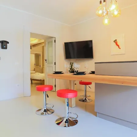 Fate Foria Style House Apartment