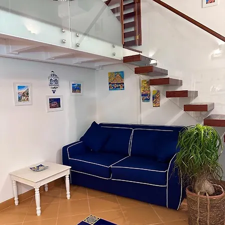 Carlos Noble House Plebiscito Apartment Neapel