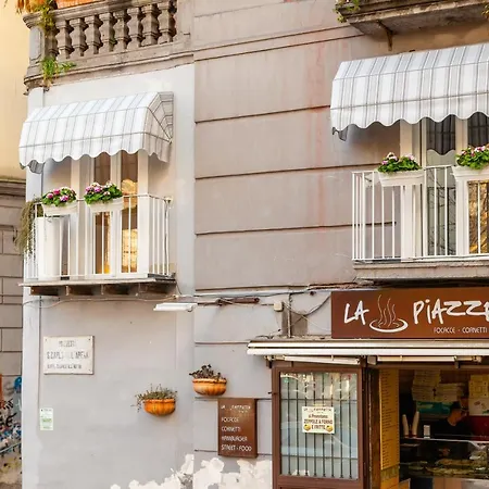 Fate Foria Style House Apartment