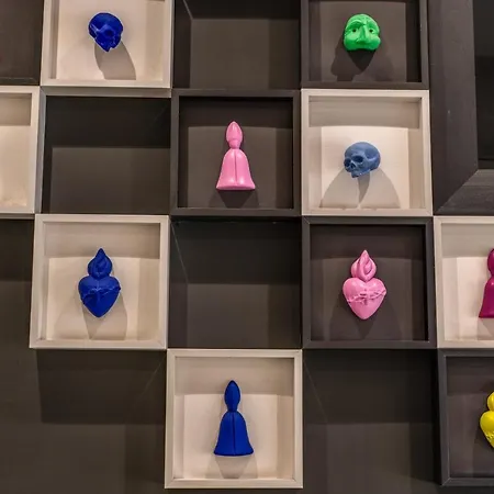 Gallery 3* Neapel