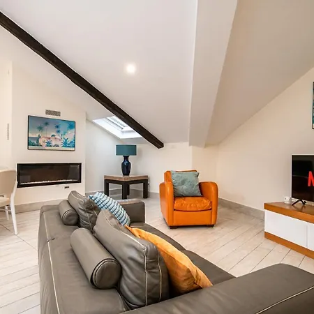 Les Maisons Apartment Naples