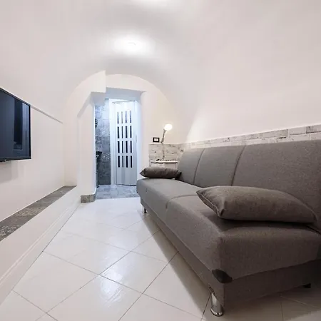 Via Bellini 44 Appartamento Napoli