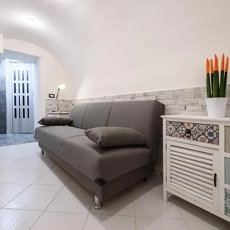 Via Bellini 44 Appartamento Napoli