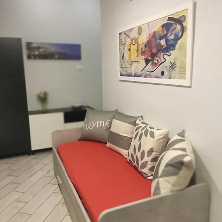 Zia Rose Naples
