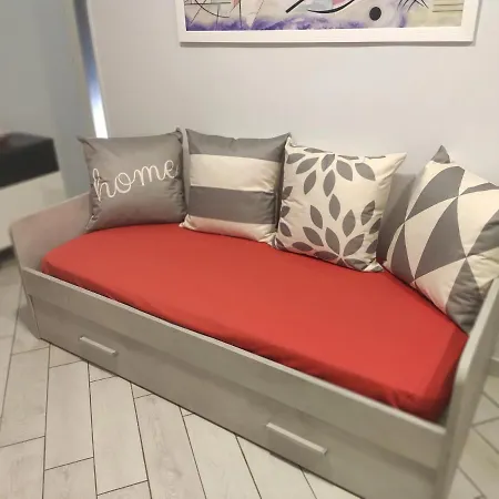 Zia Rose Apartment *