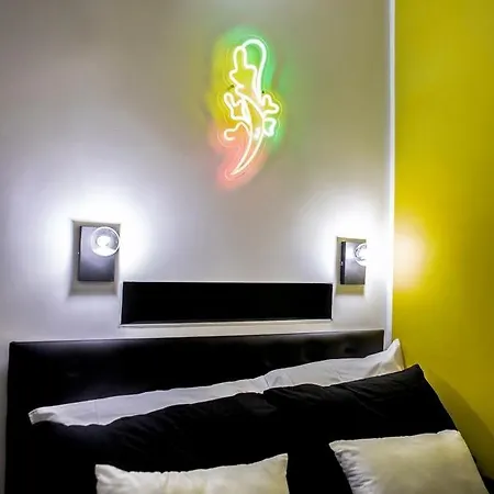 Chiaia Tower Loft Apartment *