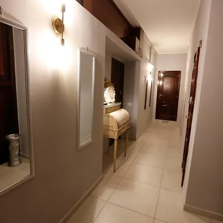 Bella 'mbriana Naples
