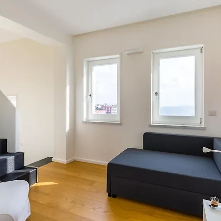 Seaview Terrace 360°& Elegant Loft Naples