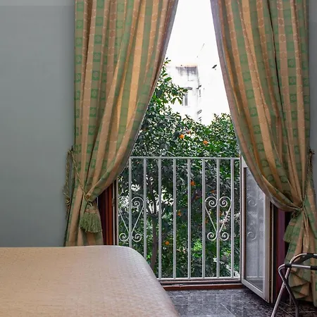 Bed & Breakfast Le Stanze Del Vicere Boutique 3*