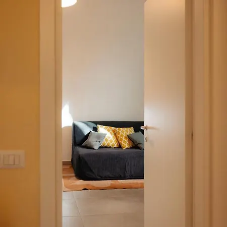Faboulhouse: Zona Arenella/vomero. Apartment