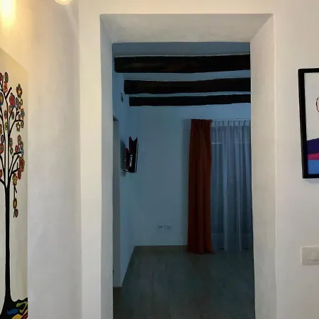 'a De' Scugnizzi Bed & Breakfast *