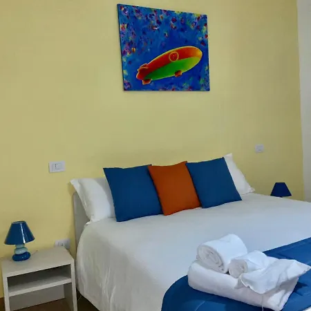 Bed & Breakfast 'a De' Scugnizzi *