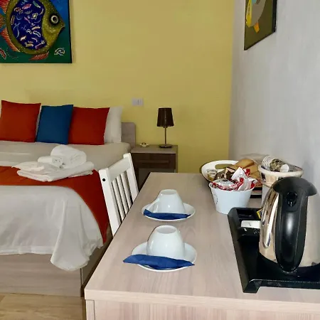 'a De' Scugnizzi Bed & Breakfast Naples