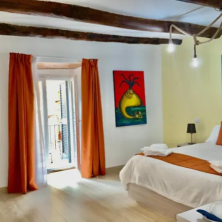 Bed & Breakfast 'a De' Scugnizzi *