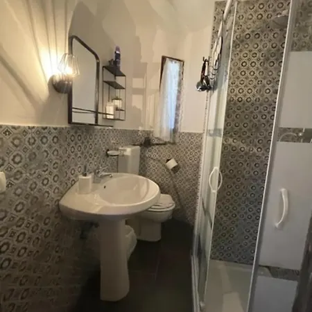 La Porta Accanto Appartamento *