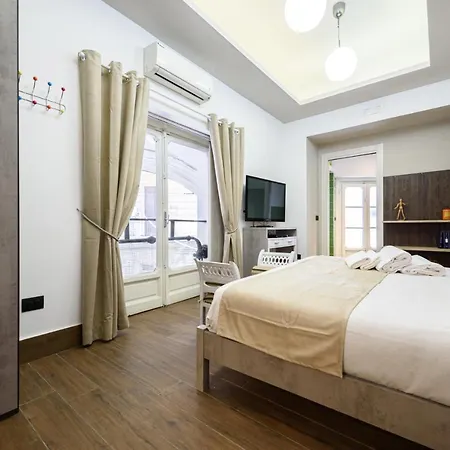 Apartament Piazza Nicola 14 Neapol