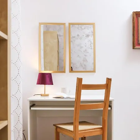Apartment A Due Passi Da Via Duomo By Wonderful Italy