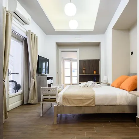 Piazza Nicola 14 Apartament *