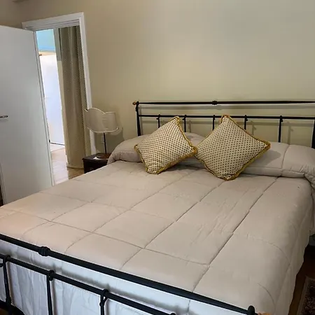 Penelope Apartment Naples