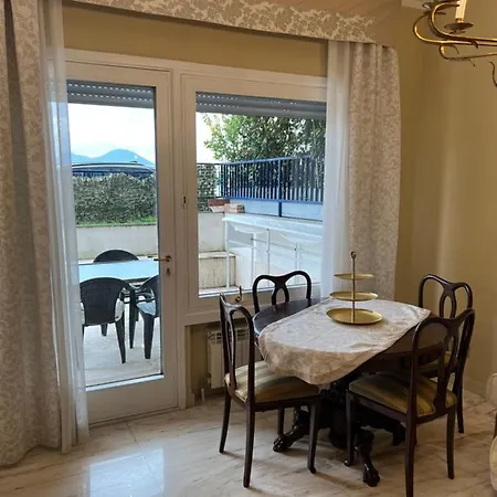 Penelope Apartment Naples