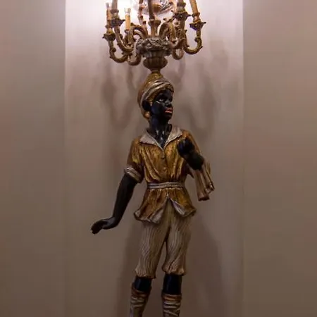 Well Come - Palazzo Reale Vendégház *