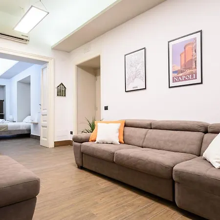 Piazza Nicola 14 Apartament *