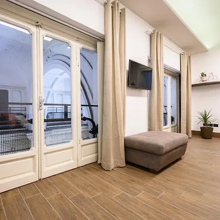 Piazza Nicola 14 Apartament