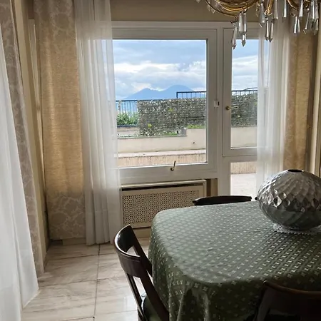 Penelope Apartment Naples