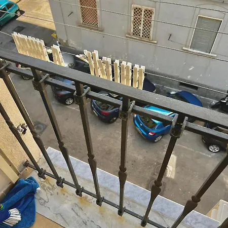 Zara - Free Parking * Napoli
