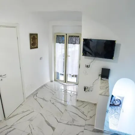 63 Appartamento Napoli